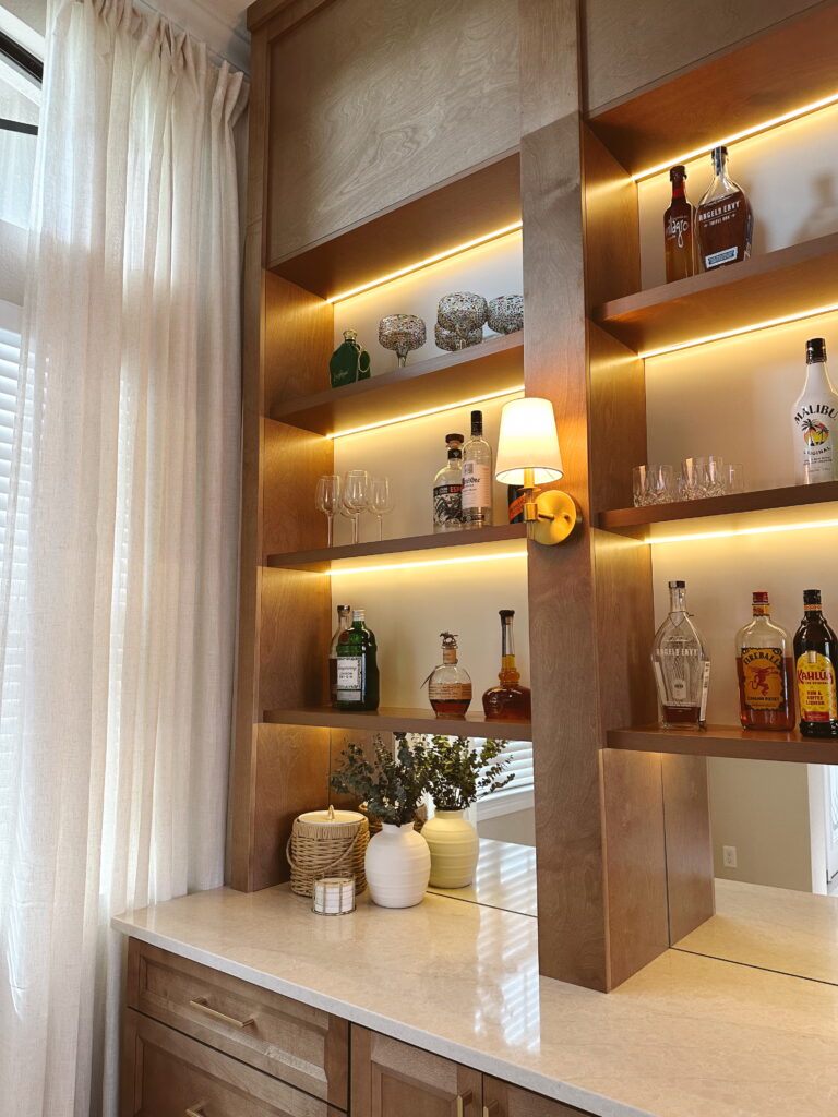 Edited in Tezza with: Lush, Temperature, & Brightness