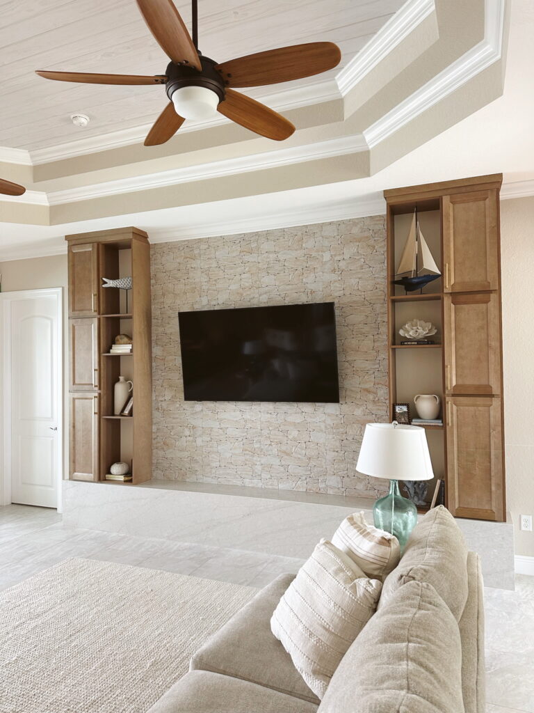 Edited in Tezza with: Lush, Temperature, & Brightness