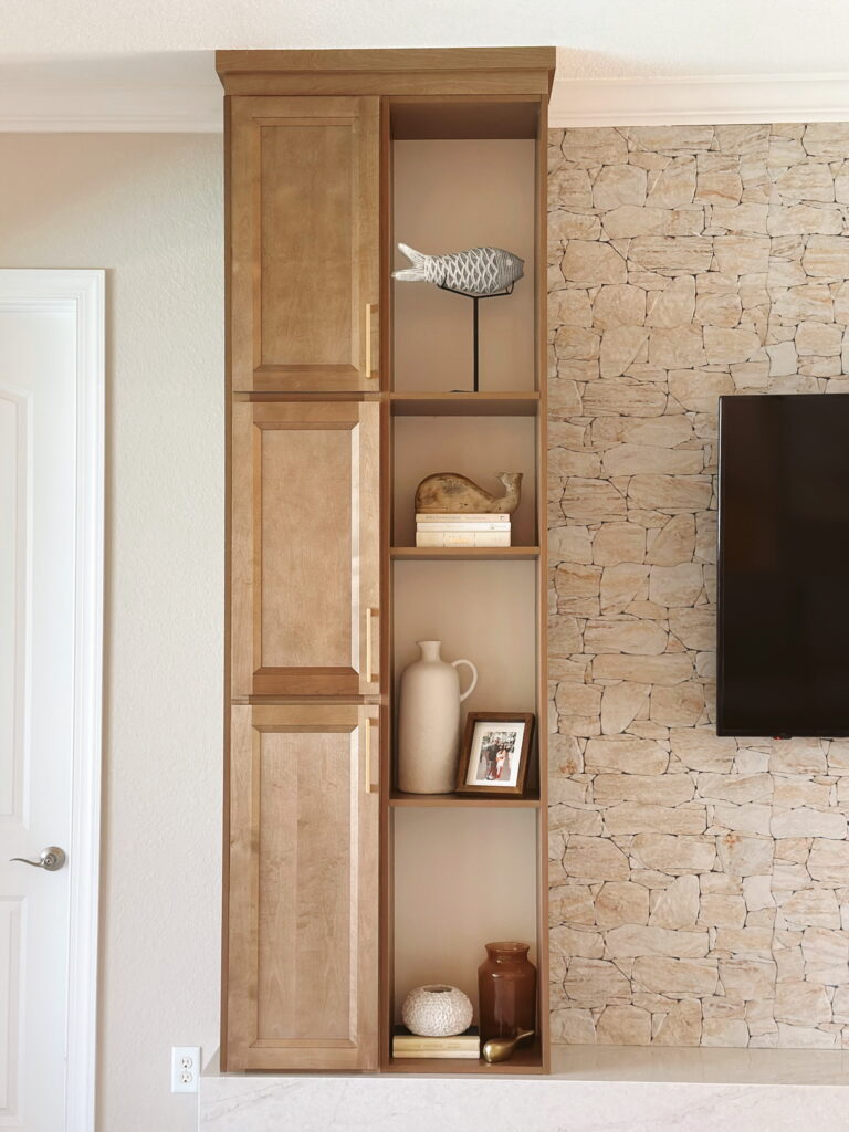 Edited in Tezza with: Lush, Temperature, & Brightness