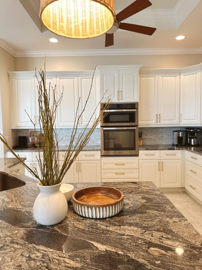 Edited in Tezza with: Lush, Temperature, & Brightness