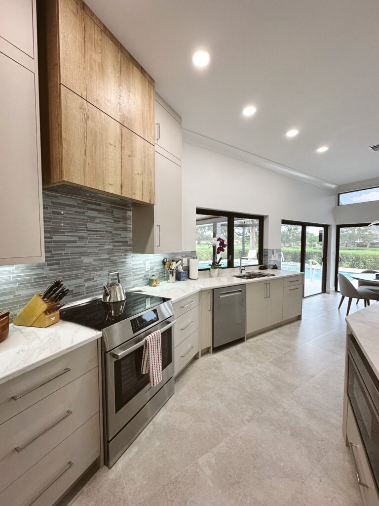 Edited in Tezza with: Lush, Temperature, & Brightness