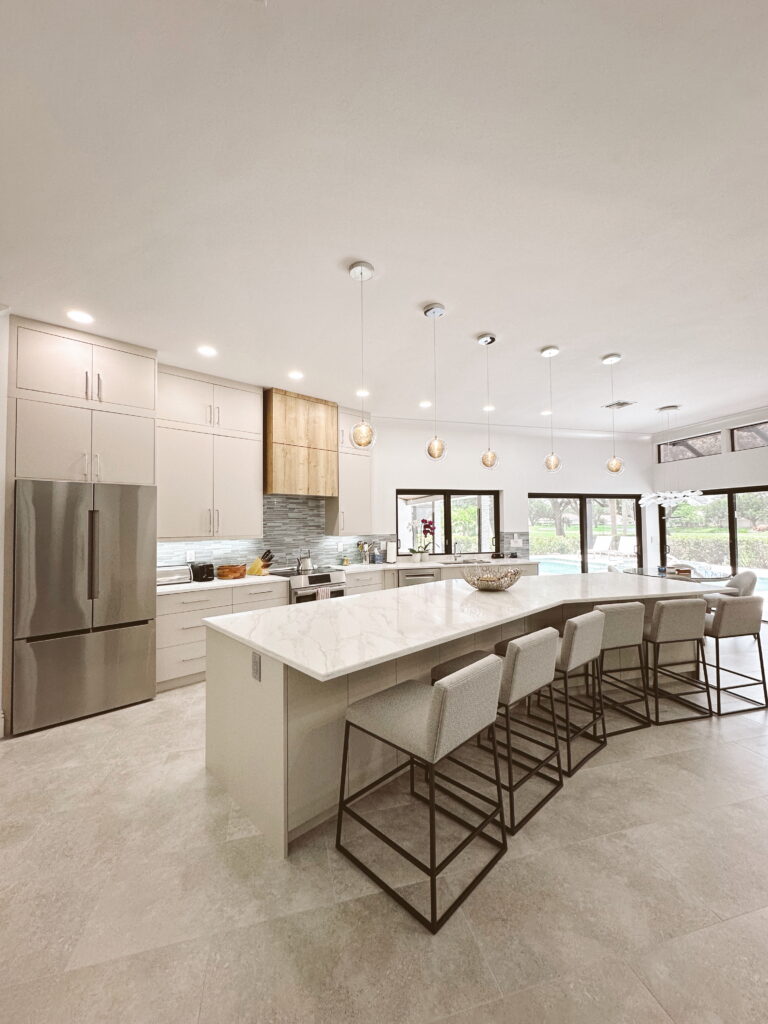 Edited in Tezza with: Lush, Temperature, & Brightness