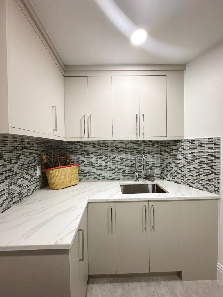 Edited in Tezza with: Lush, Temperature, & Brightness